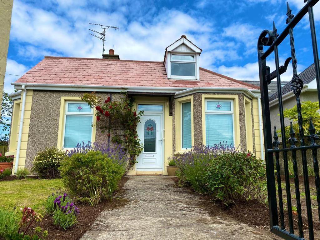 Сasa de vacaciones Rose Cottage: Delightful 4 Bedroom Detached *
